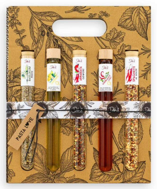5er Geschenkset XL-Pasta Love Basilikum Pesto, Arrabiata Gewürz, Spaghetti - feinkostgourmet